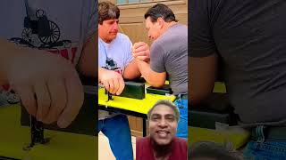 The Biggest Hands In The World!😳#shorts #ytshorts #youtubeshorts #biggesthands #youtube #shortsfeed