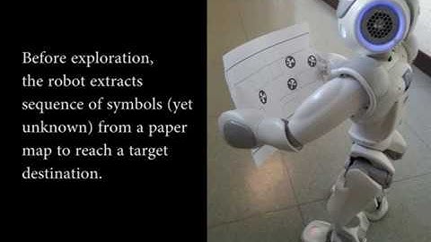 A Synergetic Interface Between a priori and Embedded Information for Autonomous Robot Navigation