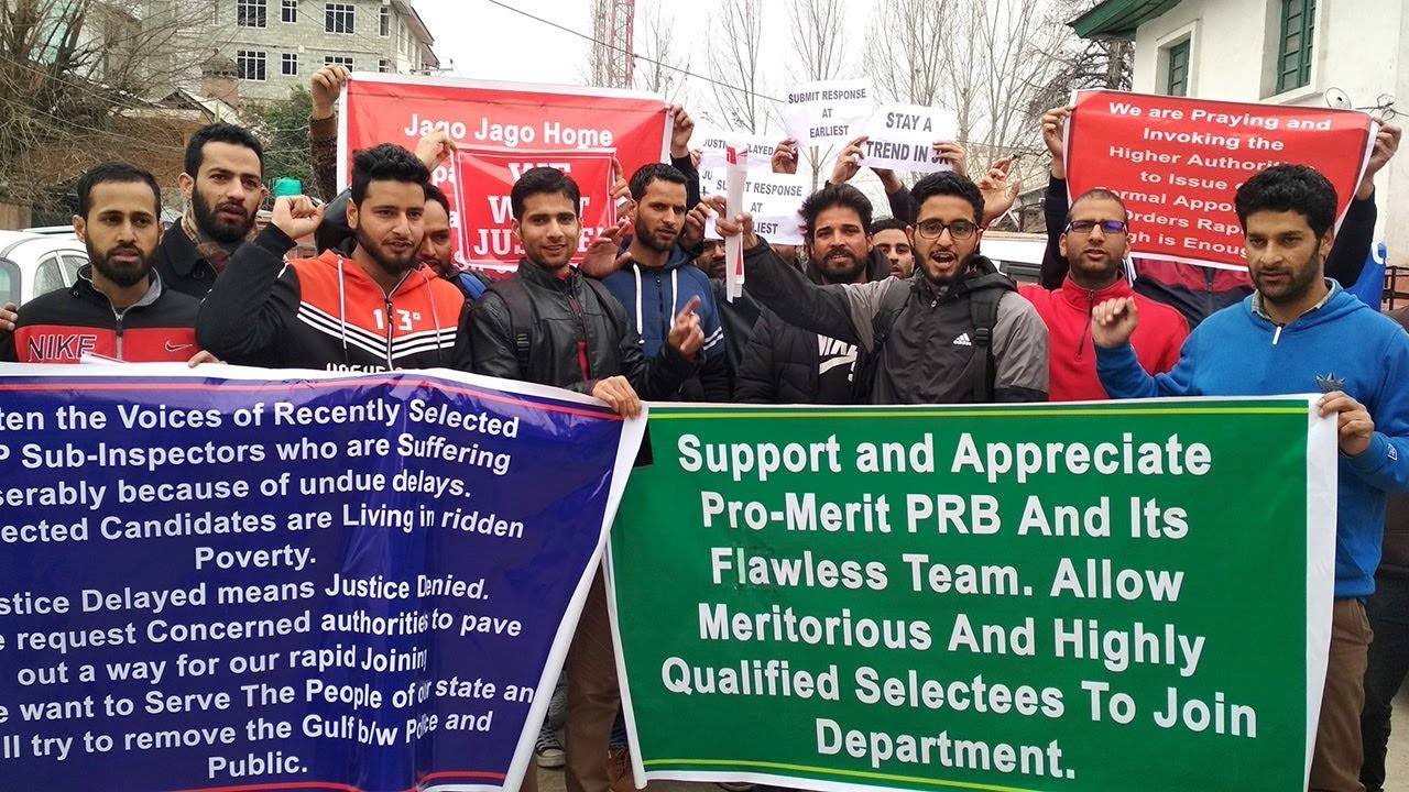 Selected SI candidates protest against delay in issuing joining orders