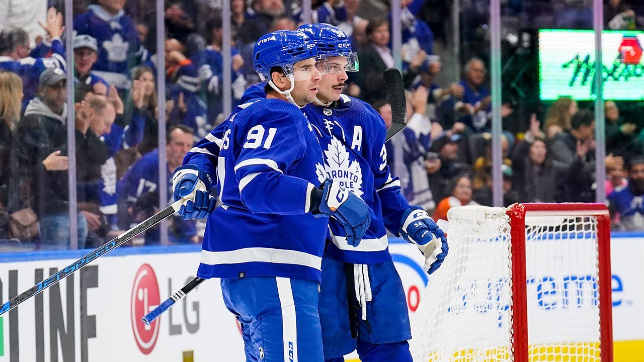 Tavares' 11th career hat trick sends Maple Leafs past Flyers