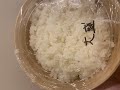 ウメツ、晩ご飯を食べる