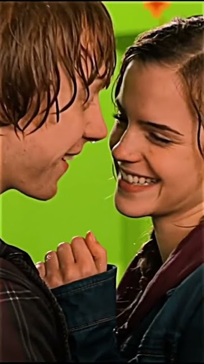 Ron and Hermione kissing sence behind the scenes bloopers #shorts #bloopers #behindthesences #harry