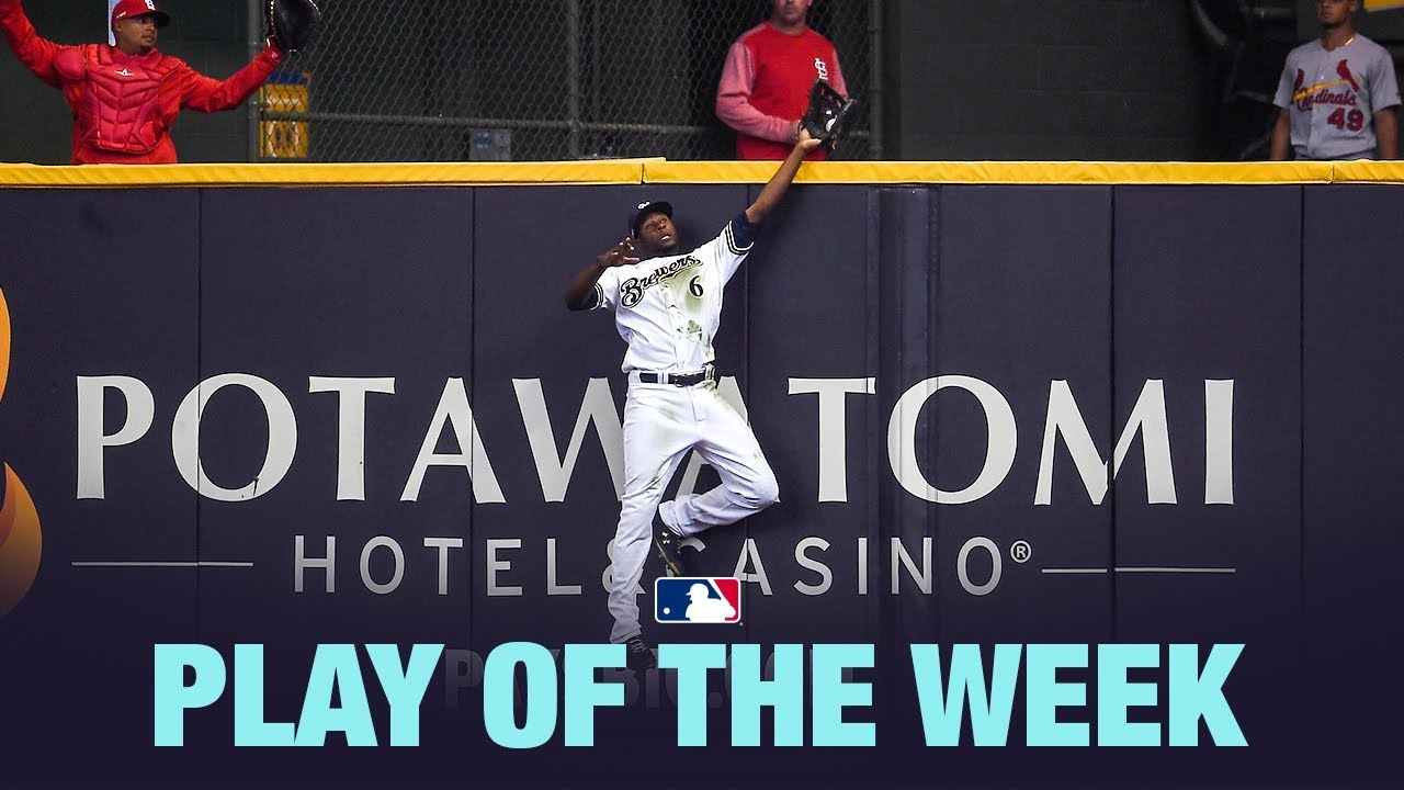 Lorenzo Cain's insane catch is the Play of the Week from 4/1