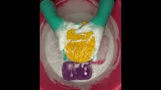 #ASMRSponges #OddlySatisfyingASMR #RelaxingASMR #ASMRTriggers #ASMRCommunity  #SensoryASMR