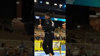 Kneebar By Esdras Jr. - Pans 2023