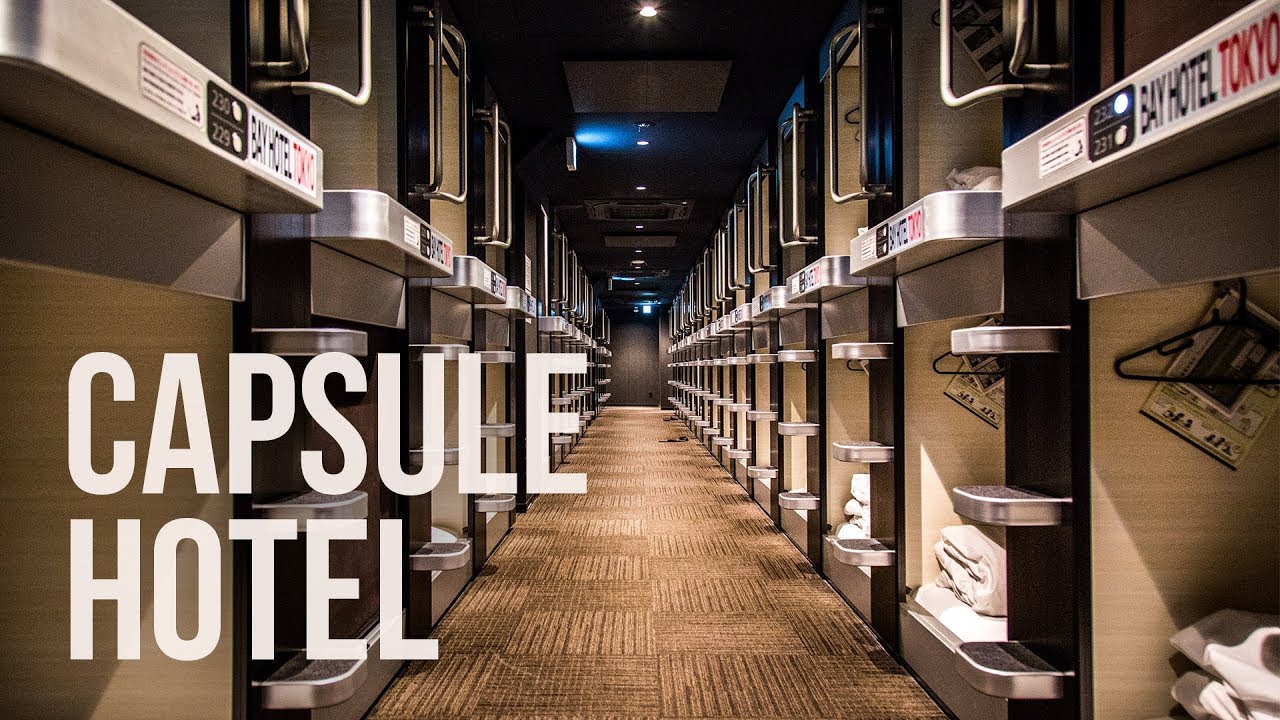 Staying In A Capsule Hotel Youtube