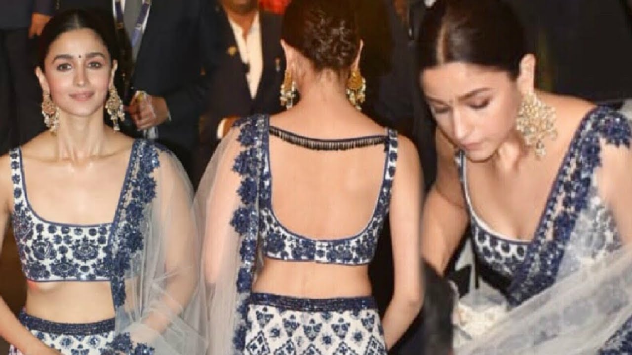 Alia Bhatt Blue And White Lehenga ...