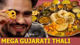 World&#39;s Biggest Gujarati Thali in India | Shree Thaker Bhojanalay&#39;s Love Blended Food