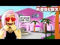 MY GF TAKES A HOUSE TOUR OF HER NEW UNICORN MANSION! Roblox Bloxburg Roleplay