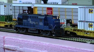 Custom Weathered Atlas RS11 Conrail #7652 with Tsunami Sound