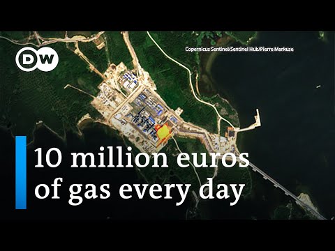 Russia burning off massive amounts of natural gas on Finnish border | DW News