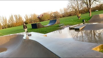 TRAXXAS SLASH BASH PART 2 : THE SKATEPARK!