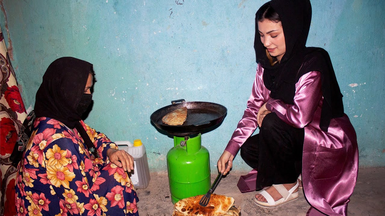 نیلاب برای اولین بار بولانی بدخشی پخته میکند - شام افطاری  - بدخشان پلس