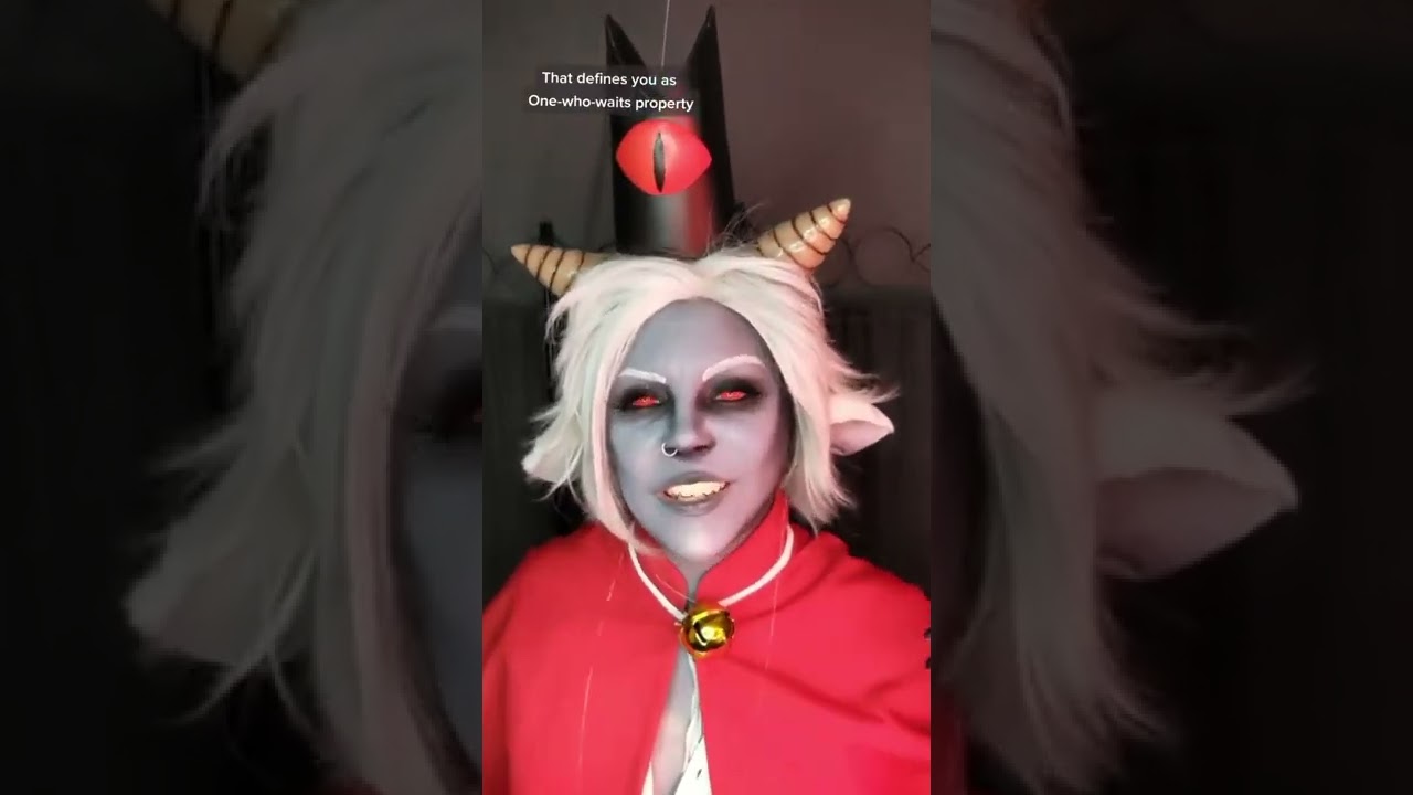 Cult of the Lamb cosplay