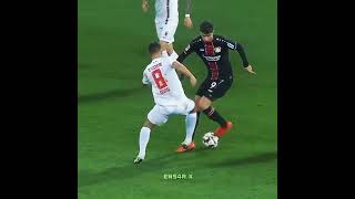 Şakaklarıma Kar Mı Yağdı Ne?