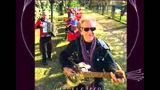 Video thumbnail of "León Gieco - Las bolsas"
