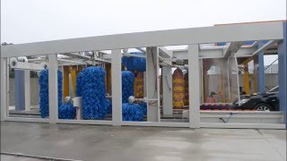 2016 LATEST model 11 brushes tunnel car wash machine Berry car wash machine