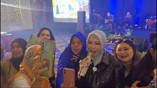 Ria Resty Fauzi  Sepatu Dari Kulit Rusa Mini Konser 29 Nov 24 Hotel Golden