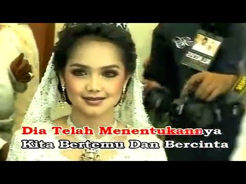 Cahaya Cinta - Dato' Siti Nurhaliza ( Official Music Video )