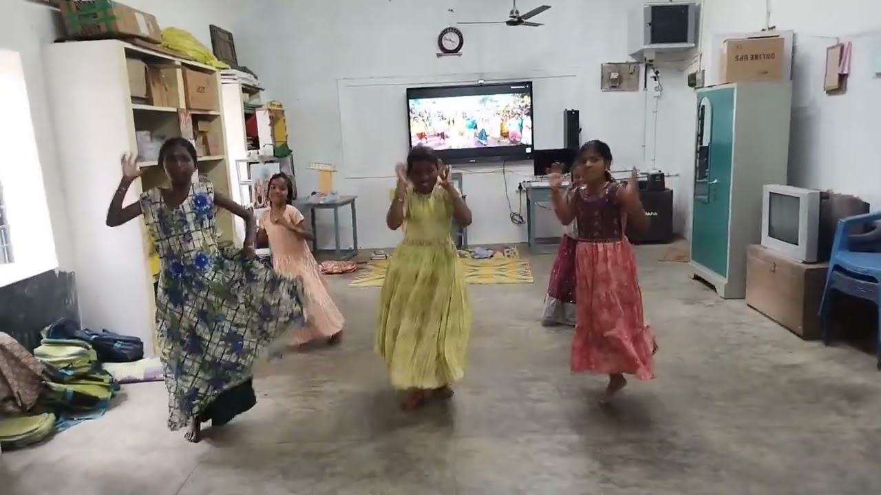 Blockbuster Pongal song dance 