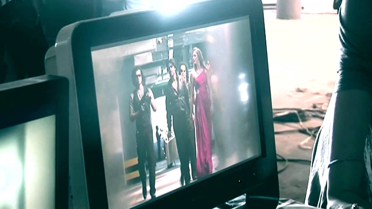 Mujhko Pehchan Lo - Don 2 - Exclusive Making - On Location