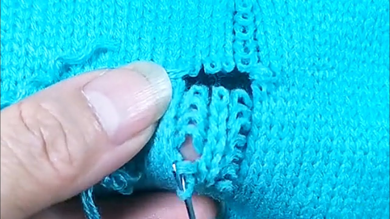 How to Invisibly Repair Holes in a Knitted Sweater at Home Yourself ...