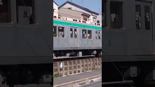 近鉄京都線には、京都市営地下鉄の電車も走っているんだよ近鉄奈良駅迄ね