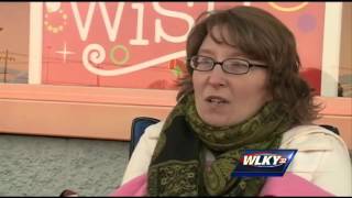Thousands get jump start on Black Friday shopping