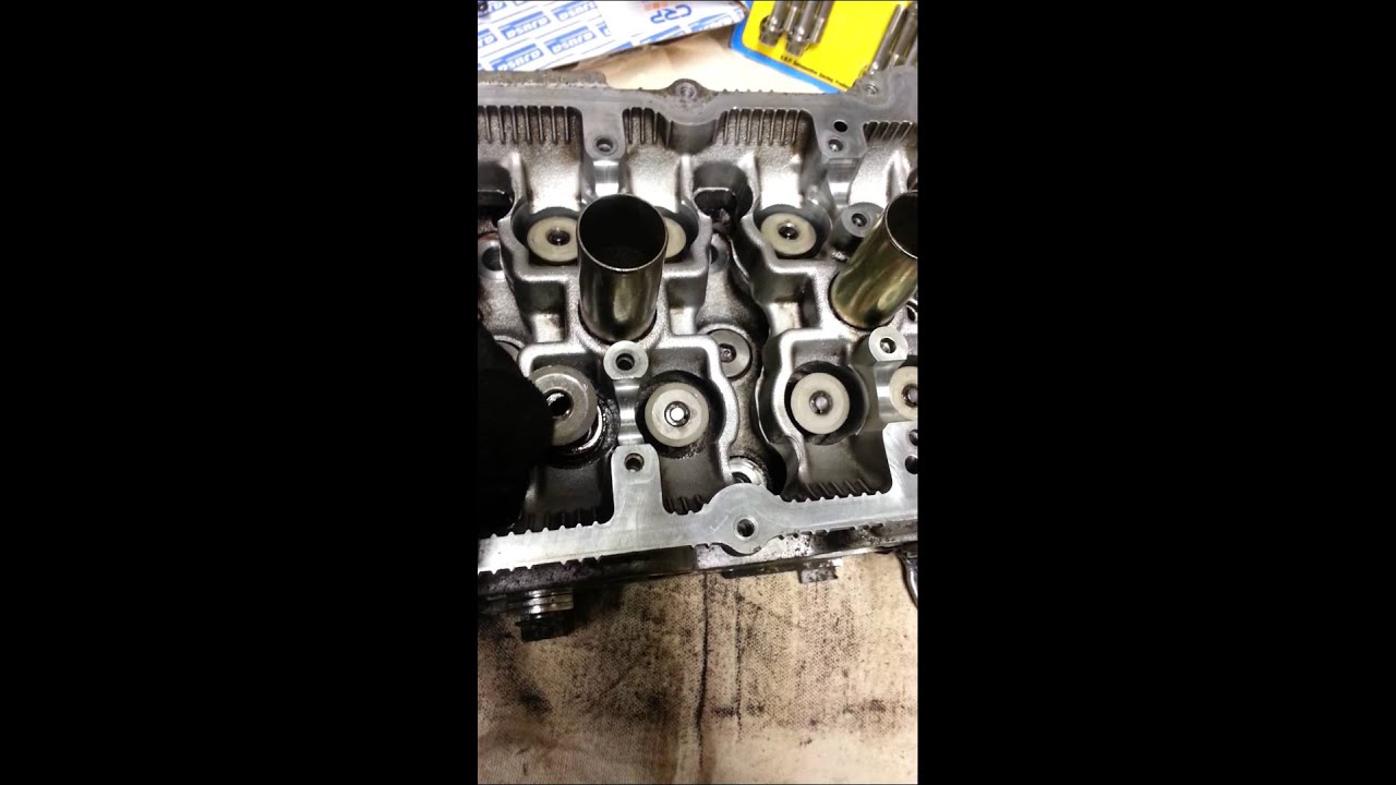 Qr25 valve spring removal Universal spring remover YouTube