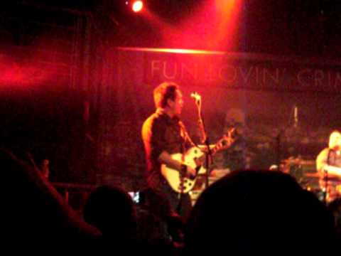 Fun Lovin' Criminals - Korean Bodega [Live]
