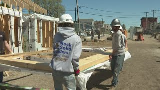 McHenry high school construction crew gets high marks