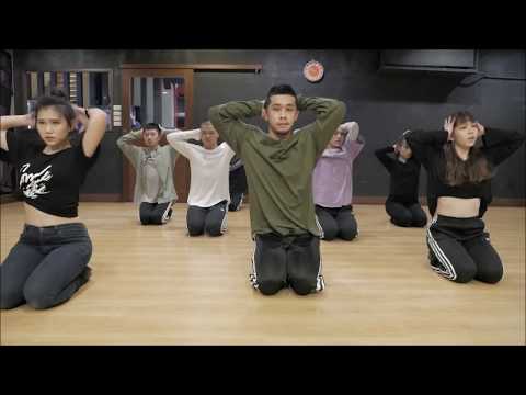 蔡依林 Jolin Tsai - 玫瑰少年 Womxnly | choreography | 米其林Mick
