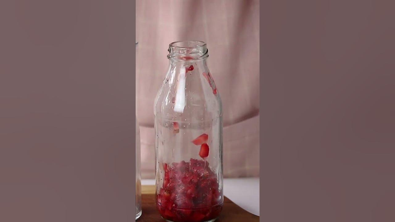 minuman kekinian - resep minuman strawberry latte