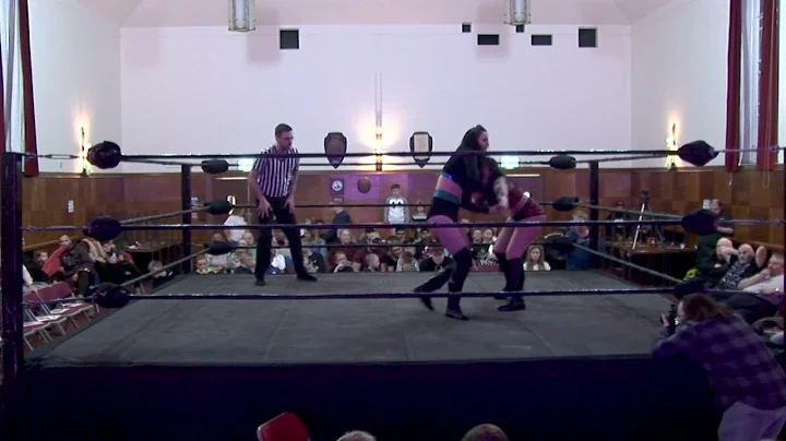 "The It Girl" Melanie Price VS WWE NXT UK Star Lan...