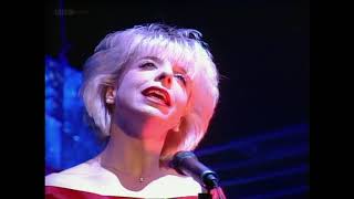 Julee Cruise - Falling (Live Top Of The Pops)