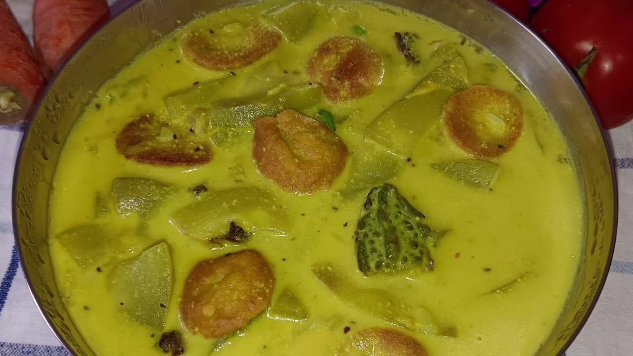 লাউ করলা আর ডালের বড়ি দিয়ে শুক্তো রেসিপি 