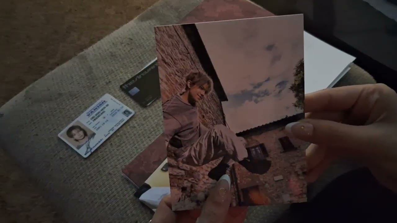 Unboxing some Enhypen goodies