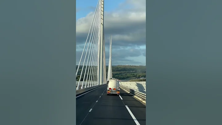 Przejadka przez wiadukt Millau - Iwona Blecharczyk