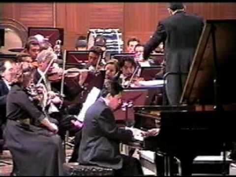 Alvaro Ordoez Plays Copland Piano Concerto (Part I)