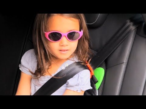 Trunki BoostApak | установка бустера в автомобиле