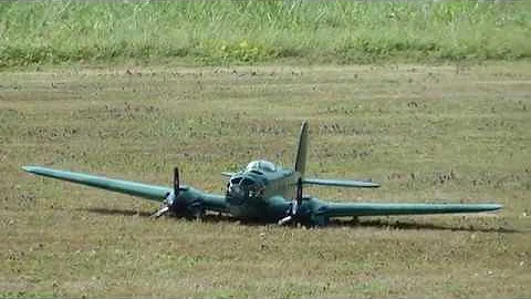 Heinkel He 111 - Emergency Landing