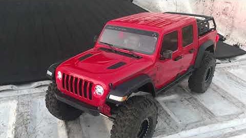 Scx10iii Jeep Gladiator First Upgrade!!!
