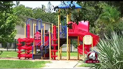 Lee County will install lightning devices at its parks and pools