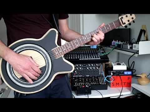 Circle Guitar - multichannel (hex) output, mechanical step sequencer, played like a piano - Demo 1