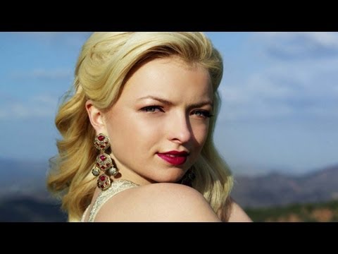 Video: Francesca Eastwood (Atrisa) Sərvət: Wiki, Evli, Ailə, Toy, Maaş, Qardaşlar