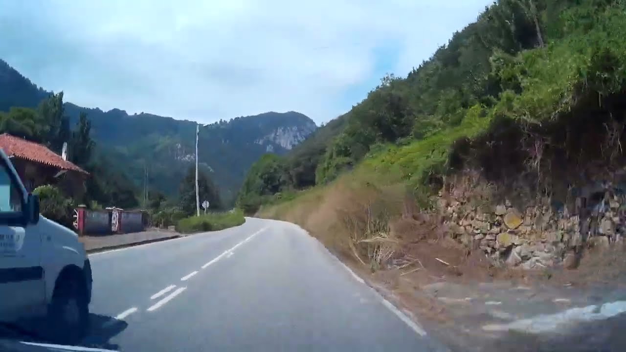 Salida de Caranga de Abajo o Caranca Baxu