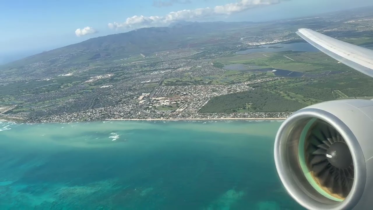 Takeoff on the Oldest 777 Flying Today - United Domestic 777-200A at Honolulu