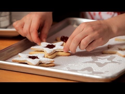 How to Make Linzer Cookies | Christmas Cookies