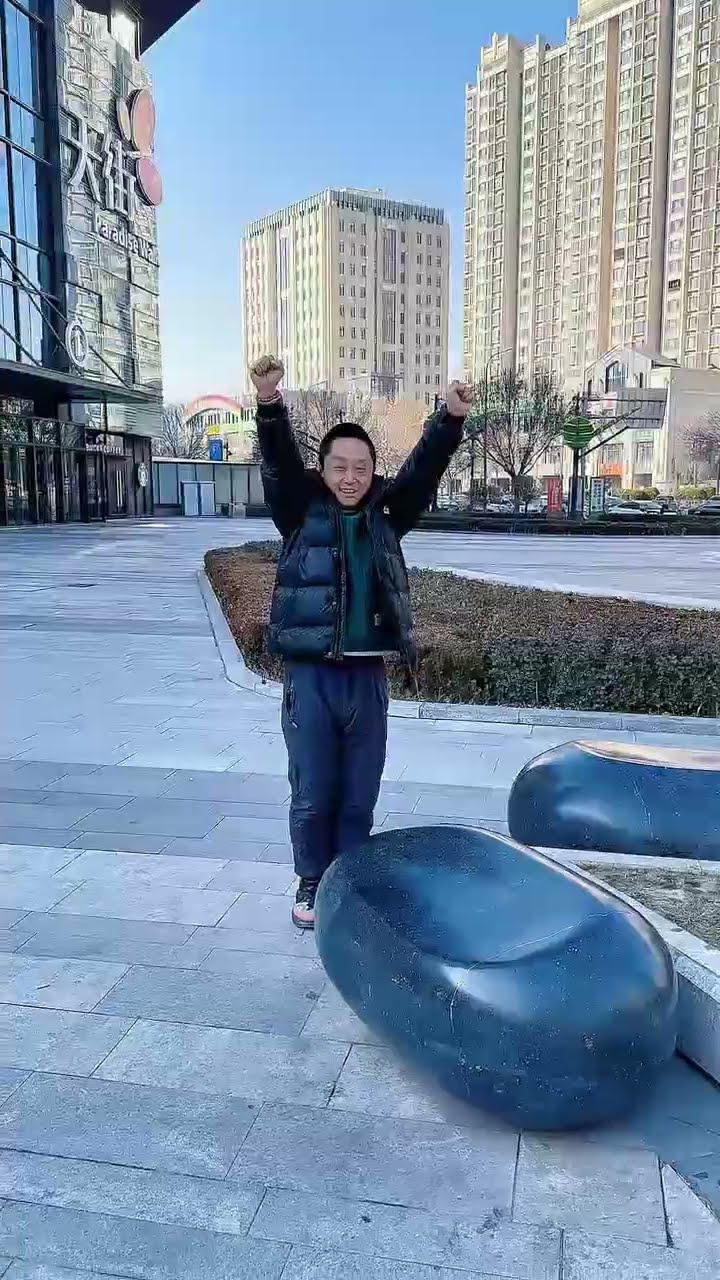 爸爸带娃活着就好，又到了锻炼儿子的时刻！#Cute baby#Cute#呆萌小米宝#聪明宝宝#萌娃