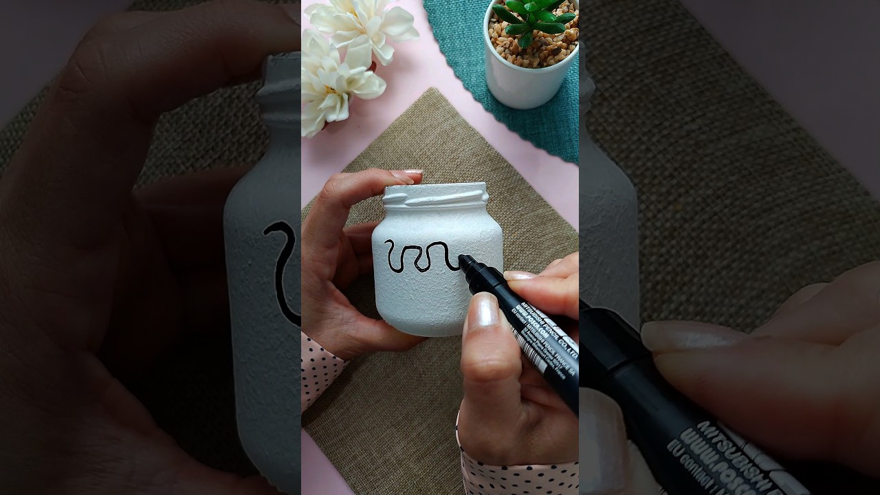 Painting Idea on Glass Jar 